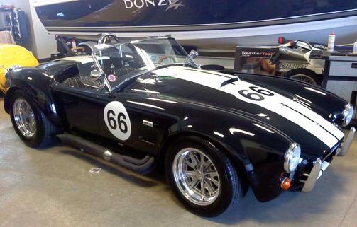 Vinyl number plates on a 427 AC Cobra